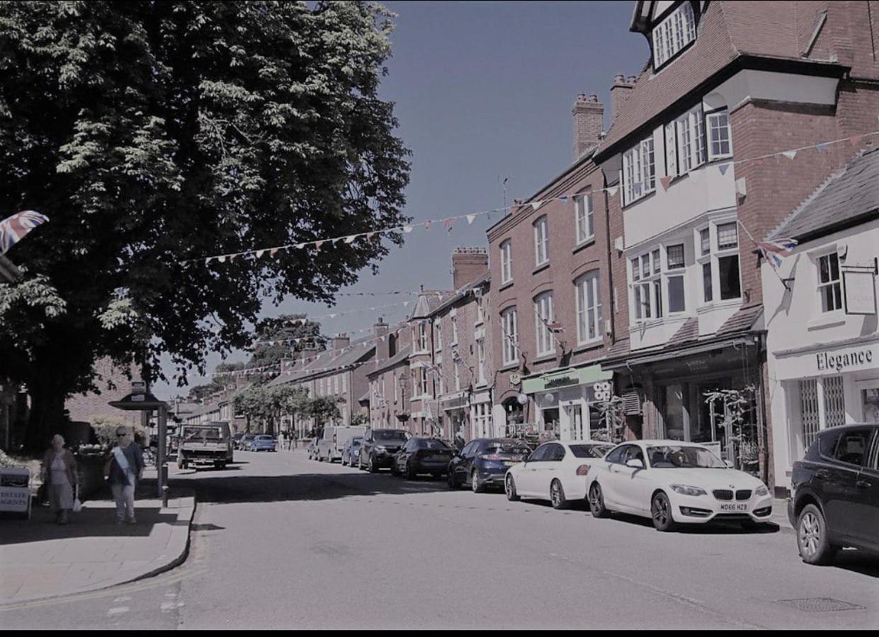 فيلا Modern 3-Bed House On Tarporley High Street المظهر الخارجي الصورة